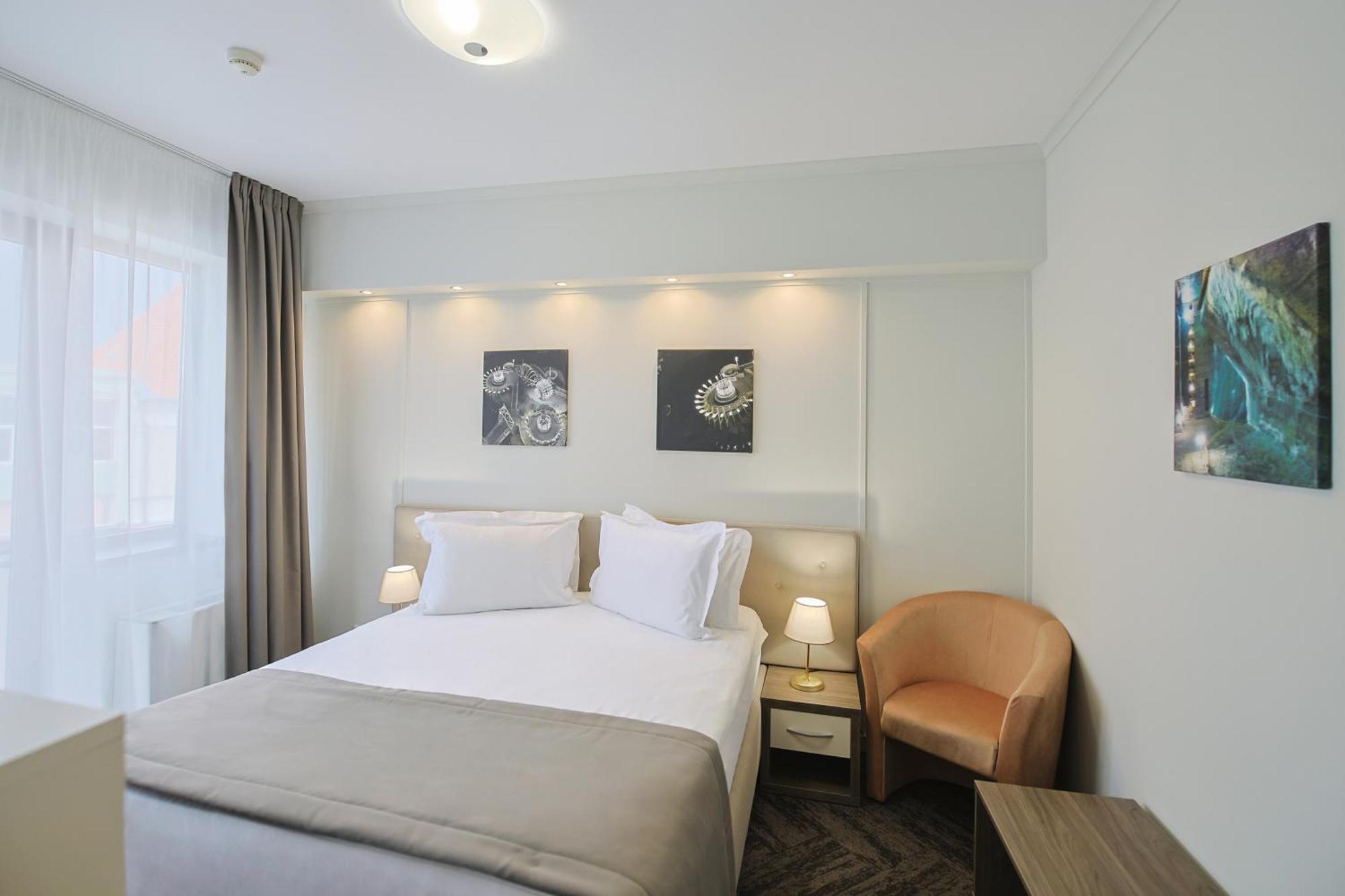 Potaissa Hotel 图尔达 外观 照片