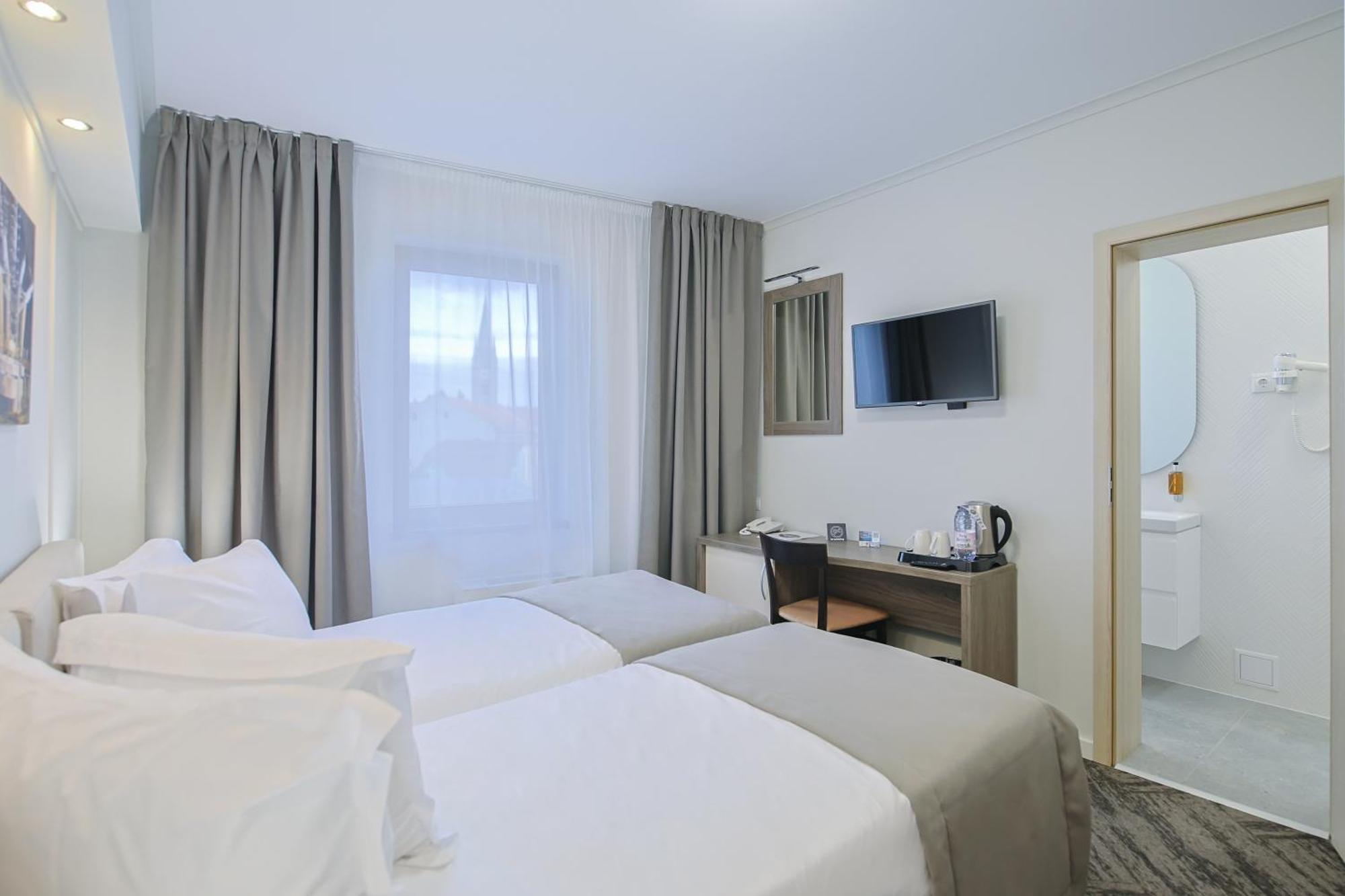 Potaissa Hotel 图尔达 外观 照片